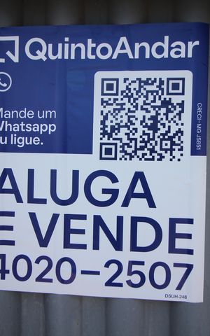 Casa à venda com 396m², 3 quartos e 6 vagasPlaquinha Instalada 27/10/2025 DSUH-248