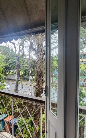 Casa de condomínio à venda com 220m², 3 quartos e 2 vagas Casa de condomínio à venda com 220m², 3 quartos e 2 vagasSuíte 3 varanda