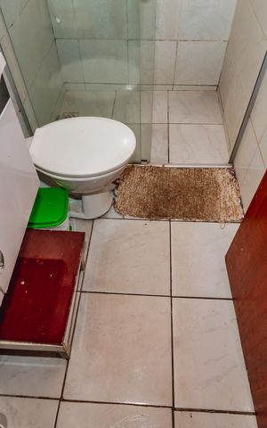Casa para alugar com 360m², 8 quartos e 4 vagasCasa 1 - Banheiro Social 