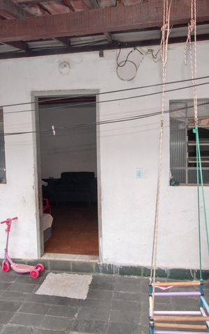 Casa para alugar com 360m², 8 quartos e 4 vagasCasa 3 - Quintal
