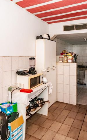 Casa para alugar com 360m², 8 quartos e 4 vagasCasa 3 - Cozinha