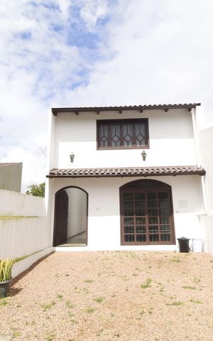 Casa à venda com 200m², 3 quartos e 2 vagasQuintal
