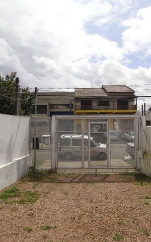 Casa à venda com 200m², 3 quartos e 2 vagasQuintal