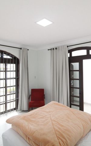 Casa à venda com 200m², 3 quartos e 2 vagasQuarto 3
