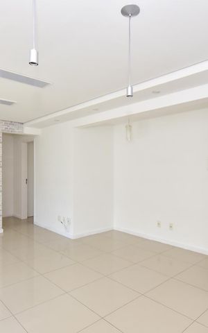 Apartamento à venda com 66m², 2 quartos e 1 vagaSala