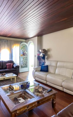 Casa para alugar com 400m², 6 quartos e 2 vagasSala de Estar