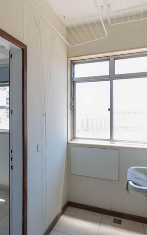 Apartamento à venda com 121m², 2 quartos e 1 vagaÁrea de Serviço