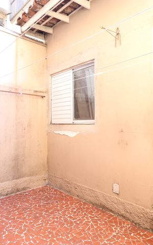 Casa à venda com 100m², 2 quartos e 1 vagaQuintal