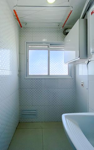 Apartamento à venda com 46m², 2 quartos e 1 vaga Apartamento à venda com 46m², 2 quartos e 1 vagaÁrea de Serviço