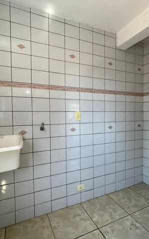 Casa para alugar com 250m², 2 quartos e 1 vaga Casa para alugar com 250m², 2 quartos e 1 vagaÁrea de Serviço