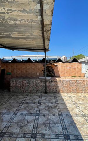 Casa para alugar com 250m², 2 quartos e 1 vaga Casa para alugar com 250m², 2 quartos e 1 vagaQuintal