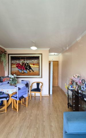 Apartamento à venda com 68m², 3 quartos e 1 vaga Apartamento à venda com 68m², 3 quartos e 1 vagaSala
