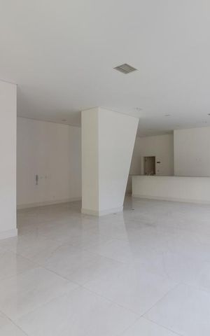 Apartamento à venda com 208m², 3 quartos e 3 vagasÁrea comum - Salão de festas