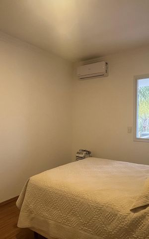 Casa de condomínio à venda com 300m², 5 quartos e 5 vagas