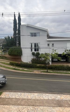 Casa de condomínio à venda com 300m², 5 quartos e 5 vagas