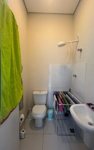 Casa de condomínio à venda com 300m², 5 quartos e 5 vagas