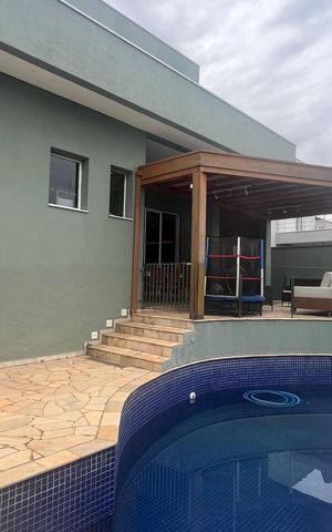 Casa de condomínio à venda com 300m², 5 quartos e 5 vagas