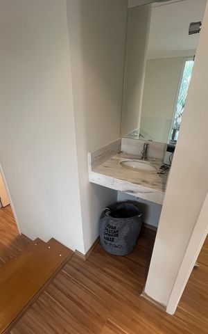 Casa de condomínio à venda com 300m², 5 quartos e 5 vagas