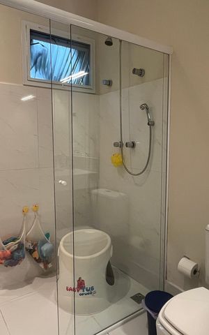 Casa de condomínio à venda com 300m², 5 quartos e 5 vagas