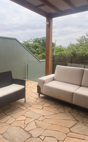 Casa de condomínio à venda com 300m², 5 quartos e 5 vagas