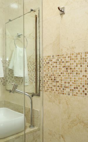 Casa à venda com 80m², 2 quartos e 1 vagaBanheiro 1