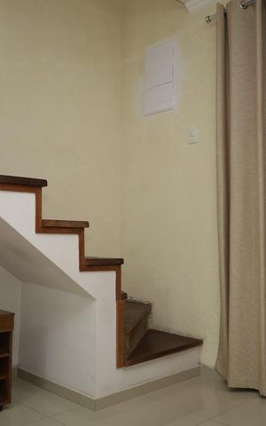 Casa à venda com 80m², 2 quartos e 1 vagaSala