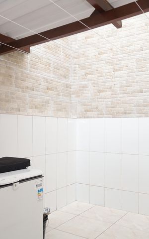 Casa à venda com 80m², 2 quartos e 1 vagaÁrea de Serviço