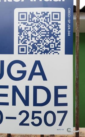 Casa à venda com 257m², 5 quartos e 3 vagasFachada