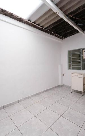 Casa à venda com 257m², 5 quartos e 3 vagasÁrea de Serviço