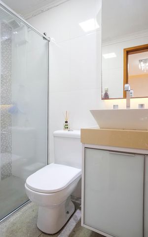 Apartamento à venda com 140m², 4 quartos e 2 vagasBanheiro da suíte 1