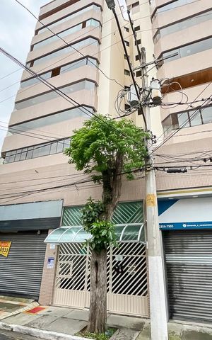 Apartamento à venda com 140m², 4 quartos e 2 vagasFachada + plaquinha
