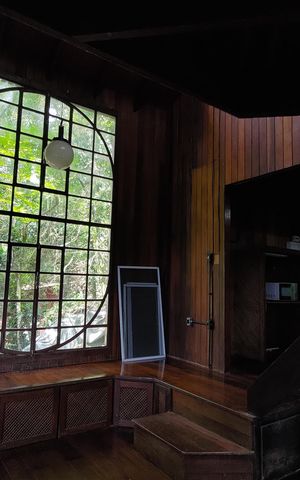Casa à venda com 110m², 2 quartos e sem vaga Casa à venda com 110m², 2 quartos e sem vagaSala