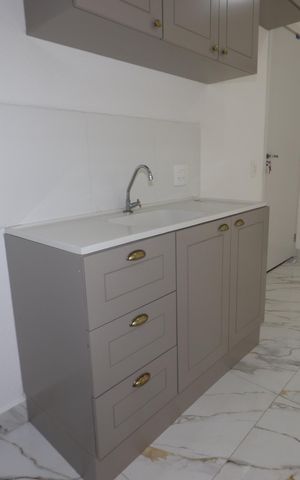 Apartamento à venda com 32m², 2 quartos e sem vagaCozinha e Área de Serviço