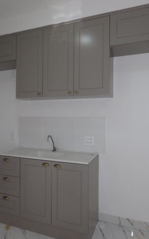 Apartamento à venda com 32m², 2 quartos e sem vagaCozinha e Área de Serviço