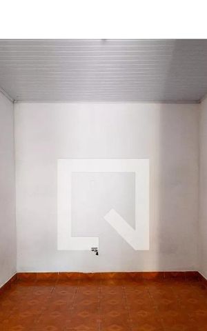 Casa à venda com 100m², 3 quartos e 3 vagas Casa à venda com 100m², 3 quartos e 3 vagasSala Casa 3