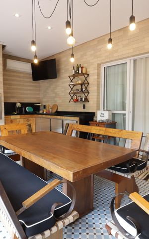 Casa de condomínio à venda com 420m², 4 quartos e 7 vagasÁrea gourmet
