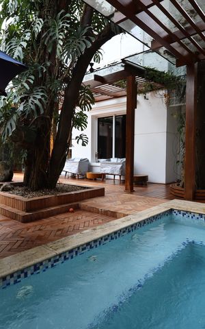 Casa de condomínio à venda com 420m², 4 quartos e 7 vagasPiscina