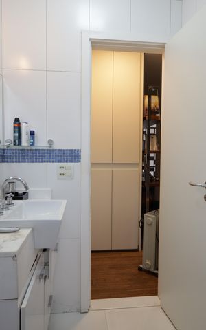 Casa de condomínio à venda com 420m², 4 quartos e 7 vagasBanheiro da Suíte 1