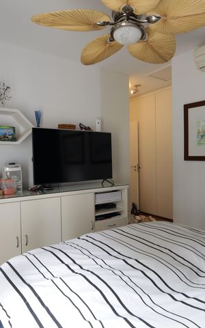 Casa de condomínio à venda com 420m², 4 quartos e 7 vagasSuíte 4