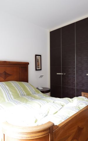 Casa de condomínio à venda com 420m², 4 quartos e 7 vagasSuíte 3