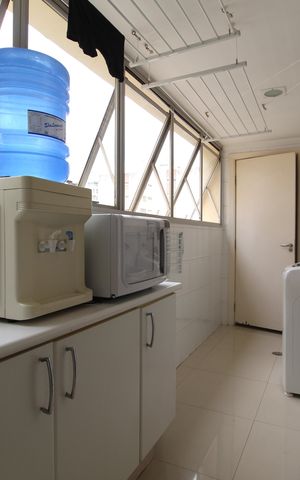 Apartamento à venda com 170m², 3 quartos e 3 vagasÁrea de Serviço