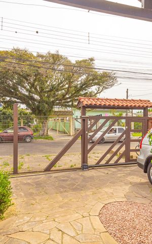 Casa à venda com 100m², 2 quartos e 3 vagas Casa à venda com 100m², 2 quartos e 3 vagasVista da Sala