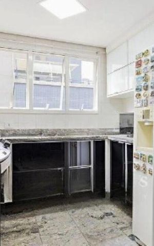 Apartamento à venda com 200m², 3 quartos e 3 vagas