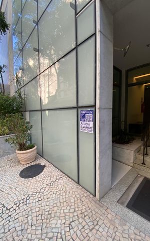Apartamento à venda com 113m², 2 quartos e 2 vagas Apartamento à venda com 113m², 2 quartos e 2 vagasPlaca