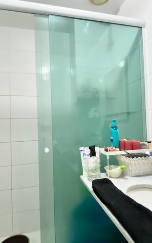 Apartamento à venda com 113m², 2 quartos e 2 vagas Apartamento à venda com 113m², 2 quartos e 2 vagasBanheiro social