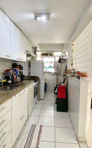 Apartamento à venda com 113m², 2 quartos e 2 vagas Apartamento à venda com 113m², 2 quartos e 2 vagasCozinha
