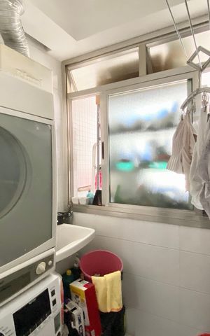 Apartamento à venda com 113m², 2 quartos e 2 vagas Apartamento à venda com 113m², 2 quartos e 2 vagasÁrea de Serviço