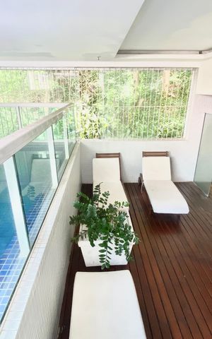 Apartamento à venda com 113m², 2 quartos e 2 vagas Apartamento à venda com 113m², 2 quartos e 2 vagasÁrea comum piscina