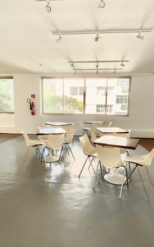 Apartamento à venda com 113m², 2 quartos e 2 vagas Apartamento à venda com 113m², 2 quartos e 2 vagasÁrea comum - Salão de festas