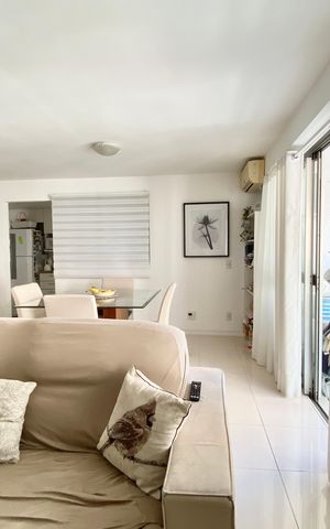 Apartamento à venda com 113m², 2 quartos e 2 vagas Apartamento à venda com 113m², 2 quartos e 2 vagasSala